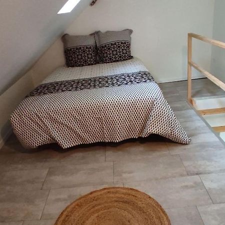 Appartement Hyper Centre Mayenne Exterior photo